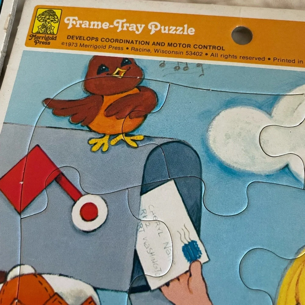 SET OF 4 VTG FRAME TRAY PUZZLES